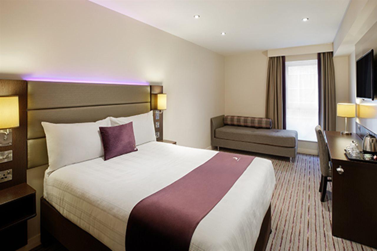 Premier Inn Fort William Exterior foto