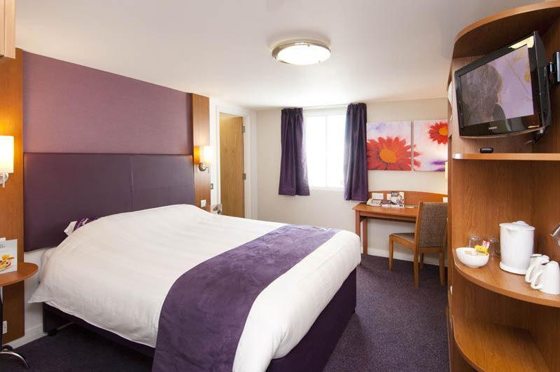 Premier Inn Fort William Exterior foto