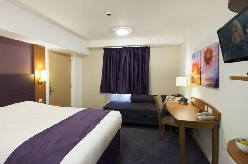 Premier Inn Fort William Exterior foto